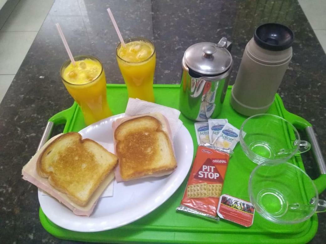 Red 情趣飯店
